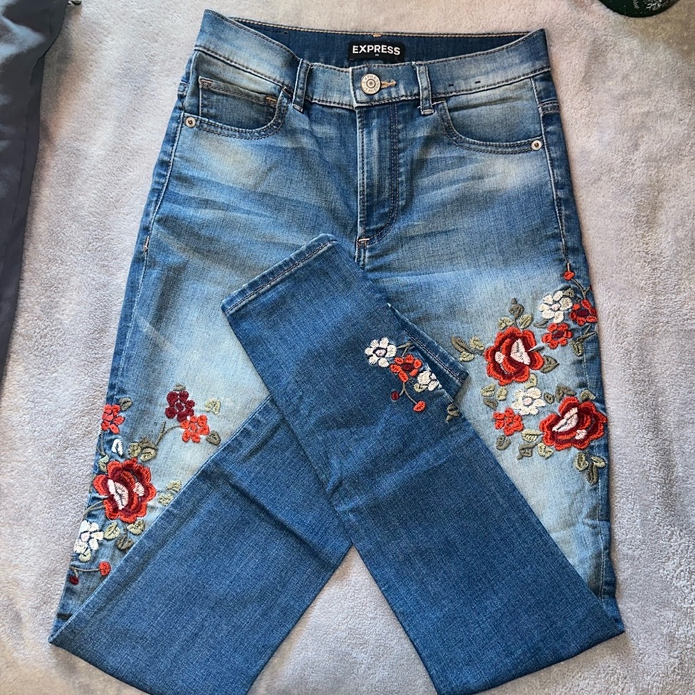 high rise floral embroidered leggings